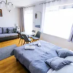 Róża Pokoje&apartamenty Kwatera prywatna *