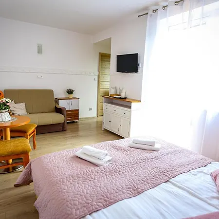 בית אירוח Roza & וובה