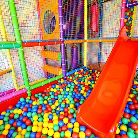 בית אירוח Roza & וובה