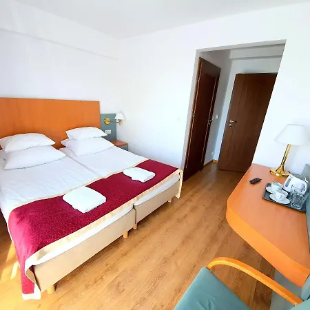 Kwatera prywatna Róża Pokoje&apartamenty *