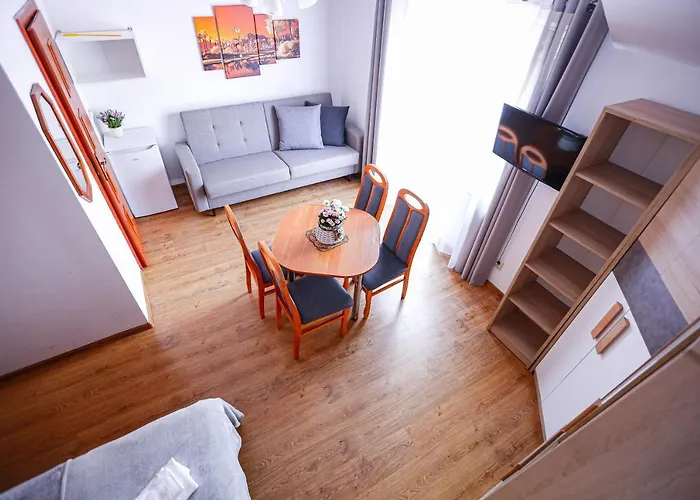 Roza & Alloggio in famiglia *