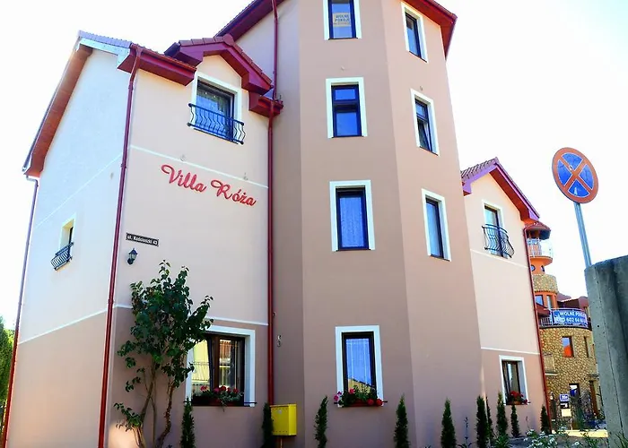 Roza & Δωμάτια σε οικογενειακή κατοικία