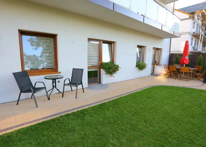 Roza & Δωμάτια σε οικογενειακή κατοικία *